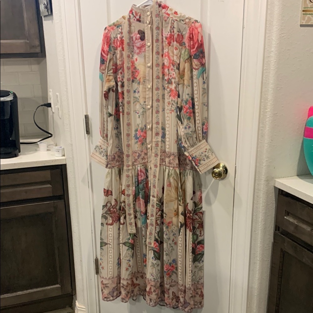 Floral Long Sleeve Dress w/belt (tall women get in here) NWOT